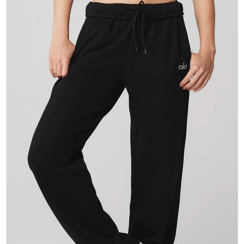 ALO Accolade Straight Leg Sweatpant Size XS